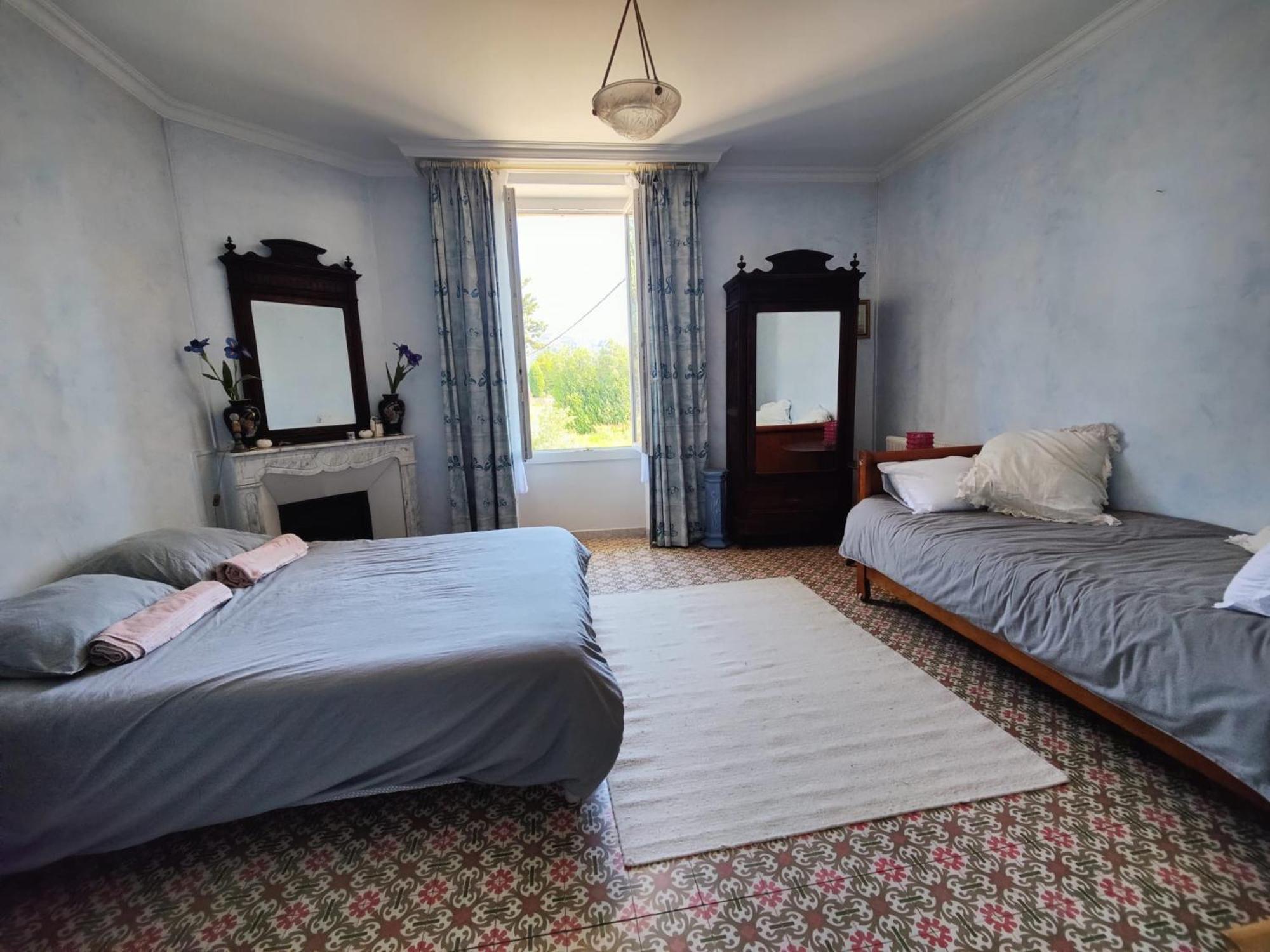 Chambre 3 Personnes Avec Salle De Bain Dans Mas Du Luberon Robion en Luberon Eksteriør bilde
